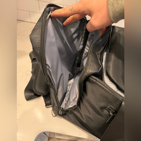 Kicks Kase travel duffle bag black - Picture 6 of 11